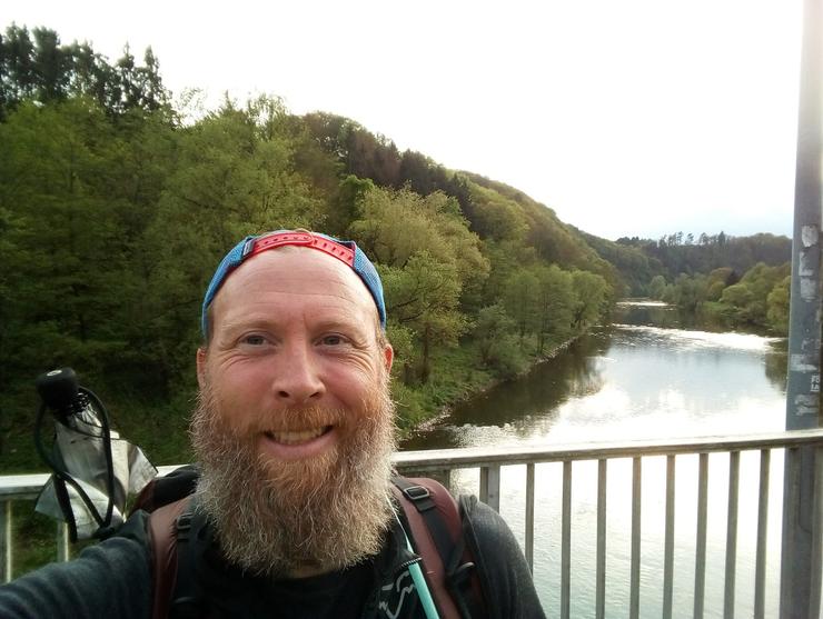 Selfie auf Brücke bei Herchen